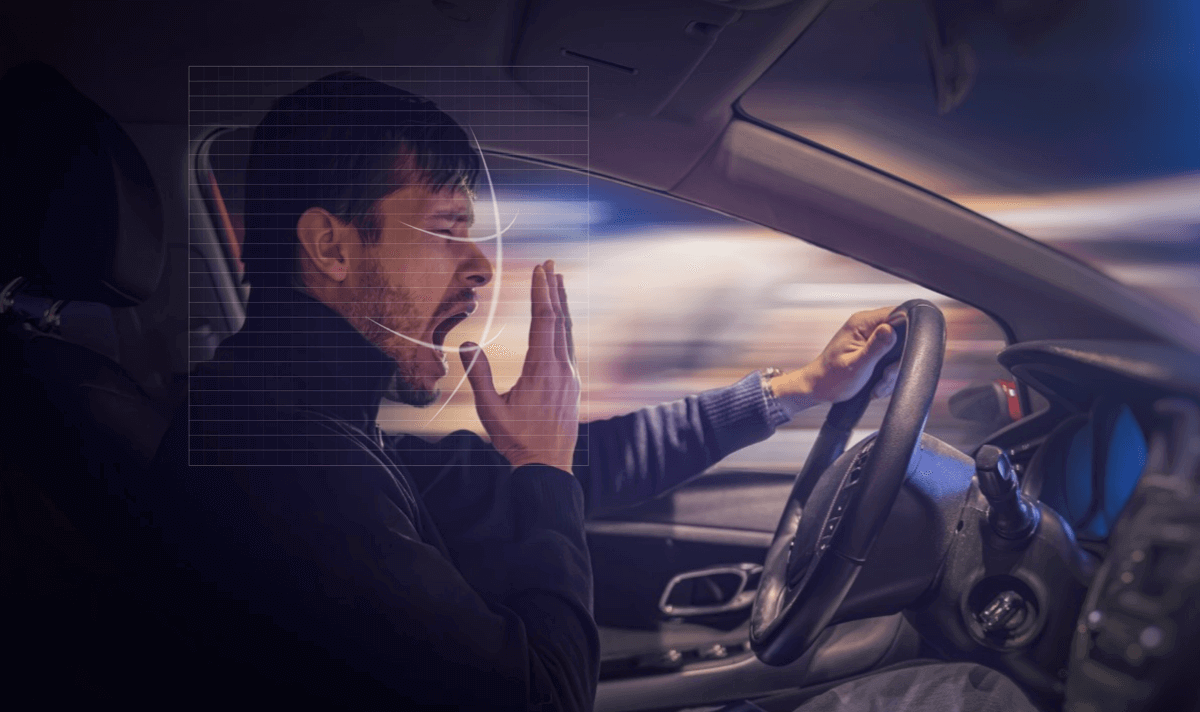 ドライバー危険行動認識